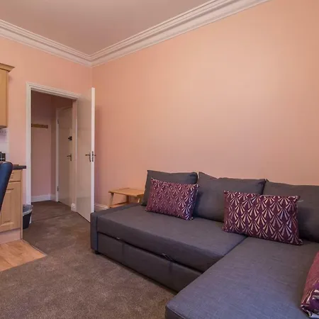 The North Circular Road Apartment *